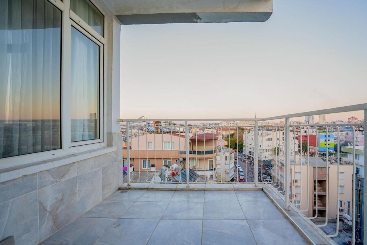 Central And Comfy Flat With Balcony In Muratpasa Antalya Luaran gambar